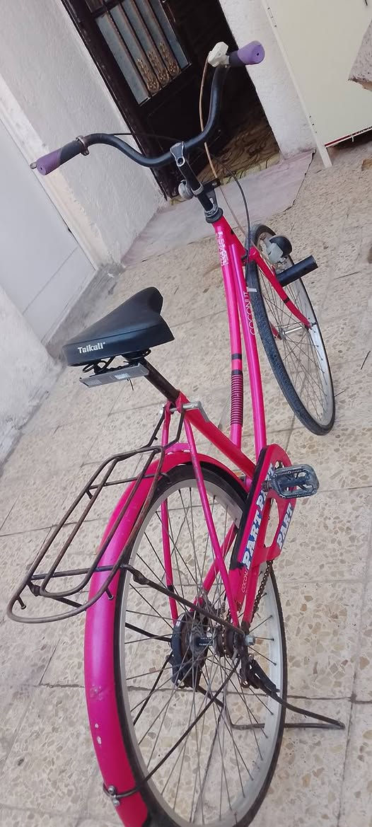 سلام عليكم شلونك شباب باسكل للبيع حاويه مديل ١٦ سعره ٨٠وبي مجال قليل مكان نجف حي الجمعيه قرب كراج بغداد


**إذا كنت صاحب هذا الإعلان وتريد حذفه لأي سبب، رجاءا أرسل رسالة إلى الدعم الفني**