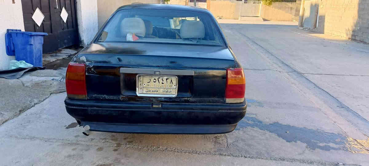 اوبل اوميكا محرك 20سنوي صاقط سنه موديل 1989سيار كيرومحرك شرط تحويل وكال شرط سعر 22شويه بي مجال *********** كركوك, العراق
