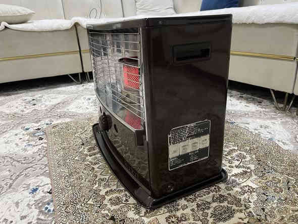 ئەم زۆپایە بۆ فرۆشتن تۆڕبۆی یابانی عەسڵییە زۆر زۆرتازەو جوانە حسابکە لۆکە هیچ عەیبێکی نییە پڵیتەی تازەیە گڕێکی زۆر جوانی هەیە نەوت زۆر کەم ئەخوات ژەنگوو خازی نییە 
سلێمانی بەکرەجۆ 🚕🚕گەیاندن بەردەستە 
***********
