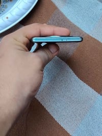هونر اكس 9a جهاز نضيف فقط بيه كسر بطرف الك كارتونه ويه ذاكره 128 عشوائ...