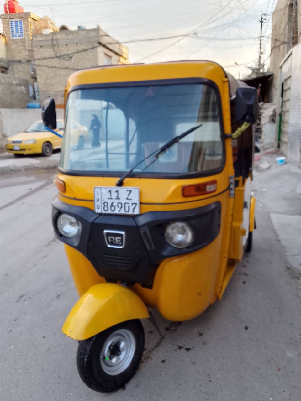 تكتك نضيفه21 للبيع ب7وربع بيها مجال بسيط مكاني الشعب شارع الصحه ***********
