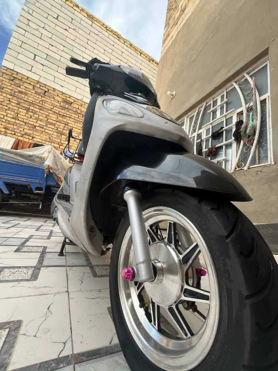 سلام عليكم شباب دراجه البيع ماكس منغولي عله وضع الشركه ما مفتوحه شرط الفحص كلشي شغال سلف كهربائيات كلها شغال سعر 750بيها مجال الشراي بي خير يدلل ملاحضه غراضها كلها وياها


**إذا كنت صاحب هذا الإعلان وتريد حذفه لأي سبب، رجاءا أرسل رسالة إلى الدعم الفني**