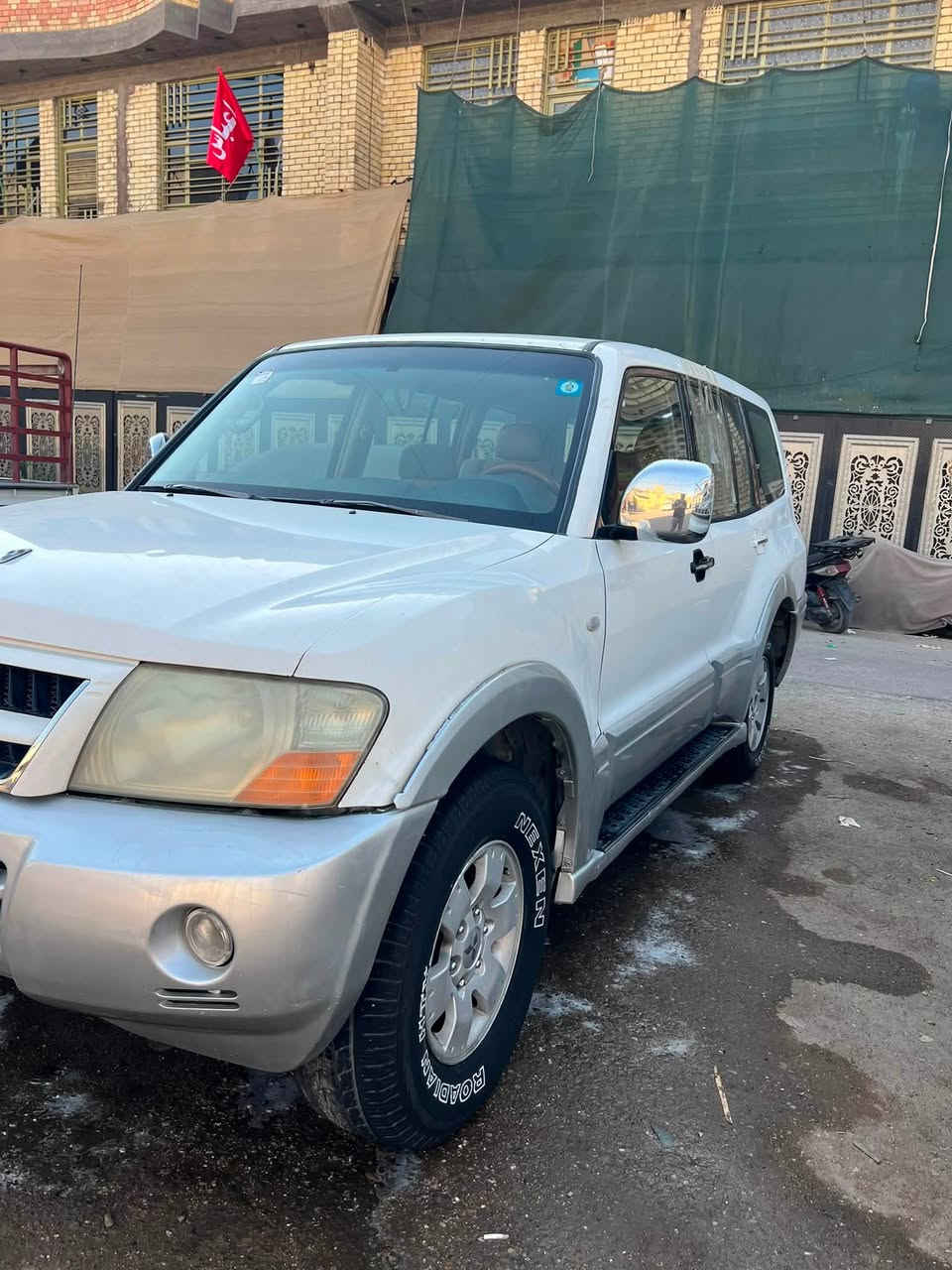 سلام عليكم باجيرو البيع موديل 2003رقم بغداد بسمي تحويل مباشر مكان سيارة بغداد سيارة خير من الله وسعر 55بيهة مجال نتصل علة رقم***********
