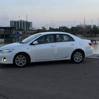 كورلا2013خليجي بوضع الزيرو السياره جديده خلاص عده اربع اصابع بارد  الس...