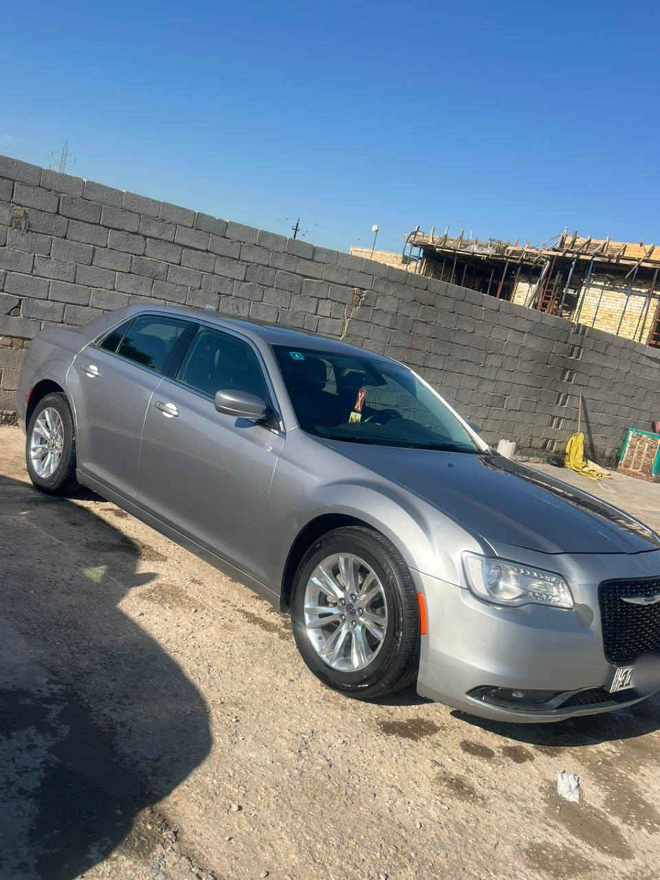 السلام عليكم كرايسلر أوباما رقم بغداد 2016 أصل مسجلة 2023 وارد امريكي حادثها تبديل باب جهة العبري ..السيارة فول ماعدى الرادار المكان ذي قار قضاء النصر للاستفسار الاتصال على الرقم ***********
