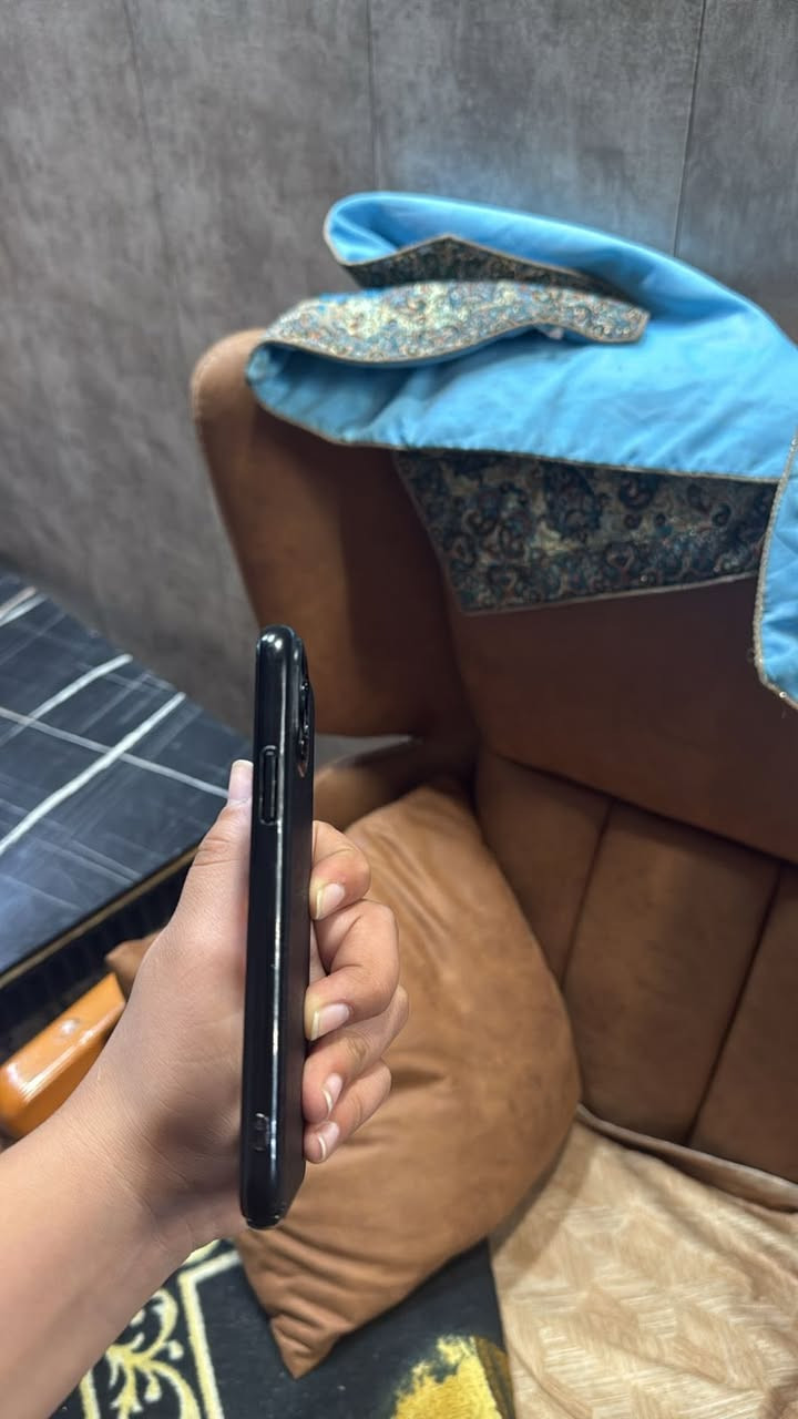 للبيع او للمراوس ايفون١١برو محور ١٢برو
مبدل شاشه ذاكره ٢٥٦بطاريه ١٠٠ لجهاز كامرته حلوه تصويره حلو السعر ١٨٠ قفل 🔒  عنوان بغداد حي العامل أو البياع


**إذا كنت صاحب هذا الإعلان وتريد حذفه لأي سبب، رجاءا أرسل رسالة إلى الدعم الفني**