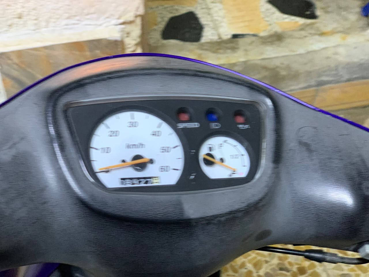 دراجة نضيفه وصوته المحرك ناعم ب750 توصل ***********
