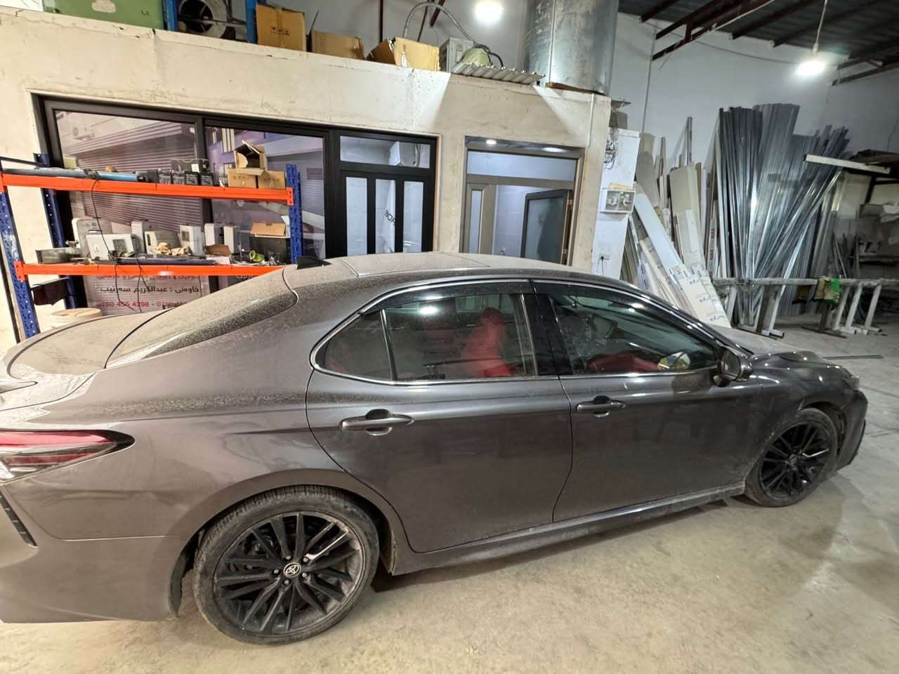 کامری ٢٠٢١ بەس سەرە بۆنیتی کەمەک سبوخە قۆپەکی لە شانی چاملجی پێشەوە کەمەک تەحدیلە***********
٢٣٠$ وەرەقە کەمەک مەجال أربيل, العراق
