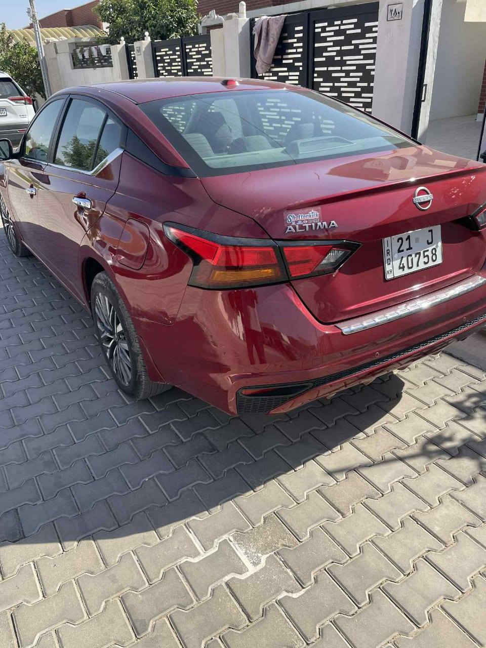 التيما 2023 SV
مواصفاتها معروفة 
لون /كرزي 
ماشيه /37 الف كيلو وليس ميل
مكينه كير /شرط 
رقم جديد 
 شرط التحويل 
الضرر موضح بلصور 
السياره شلعتهه تخبل فور ويل خير من الله
ما ناقصهه اي شي ايرباك سستم راجع
السعر /148 
للاستفسار ***********
مكان السيارة البصره
غير متواجد علنت فقط واتساب
