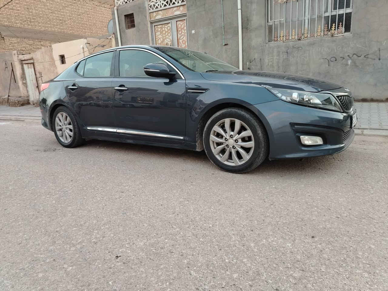 بتمه مديل 2015 ماشيه 160كيلو لون مميز بحري ورد مريكي حدثها موجود هوا وسونار معه صور  سياره بدون دواخل جديده ونضيفه بدون شخوط حداديه كير ومكينه كفاله       مكاني كربلاء *********** شراي يتصل وبل خدمه
