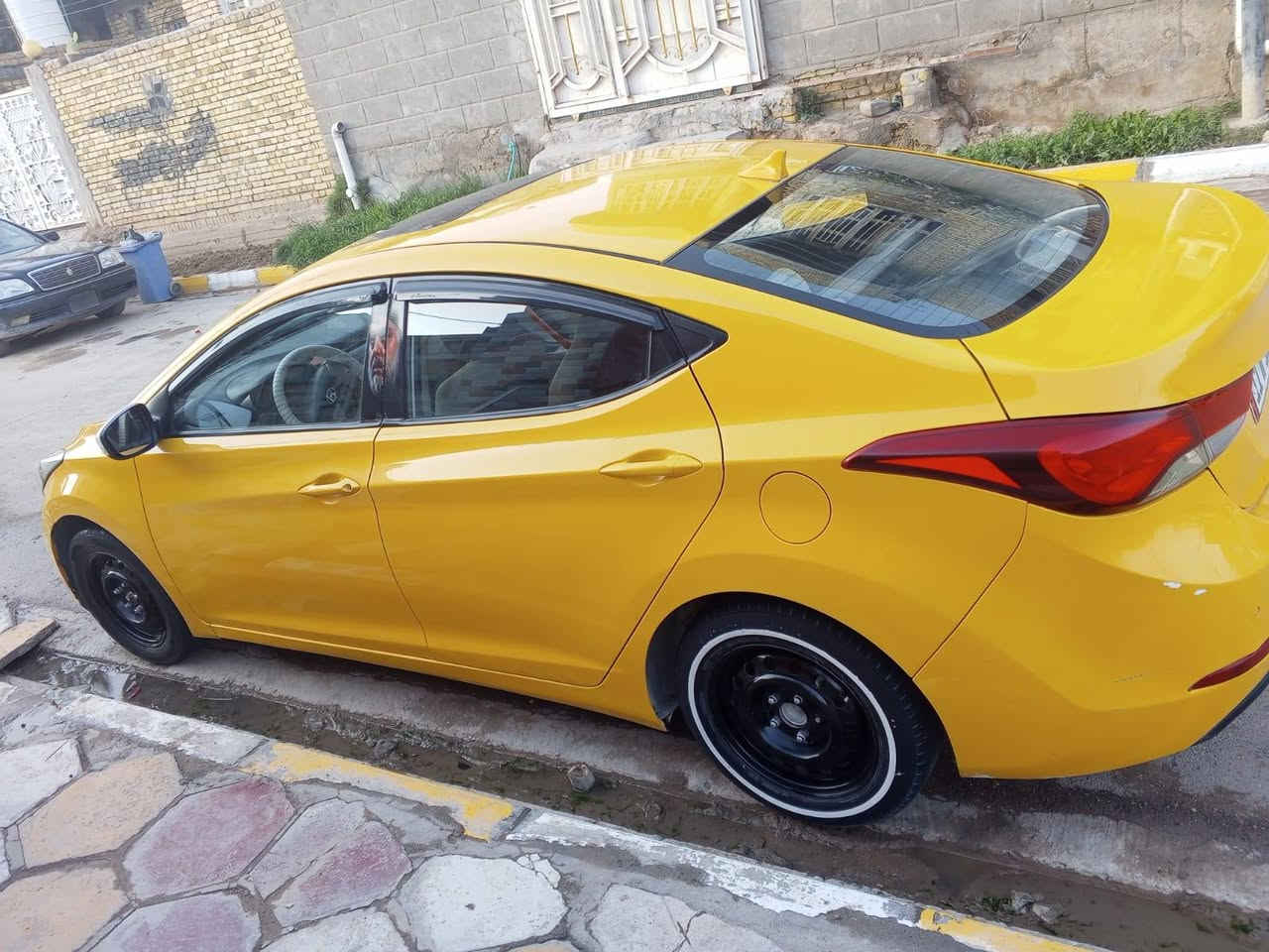 الانتره 15 خليجي رقم بغداد تحويل السياره مكفوله من التبديل بيه بس بارد الباب الصدر واشويه بالدوسه نقص دبلات وربل مشروح بالحداديه الگدام سعر 115 ***********
