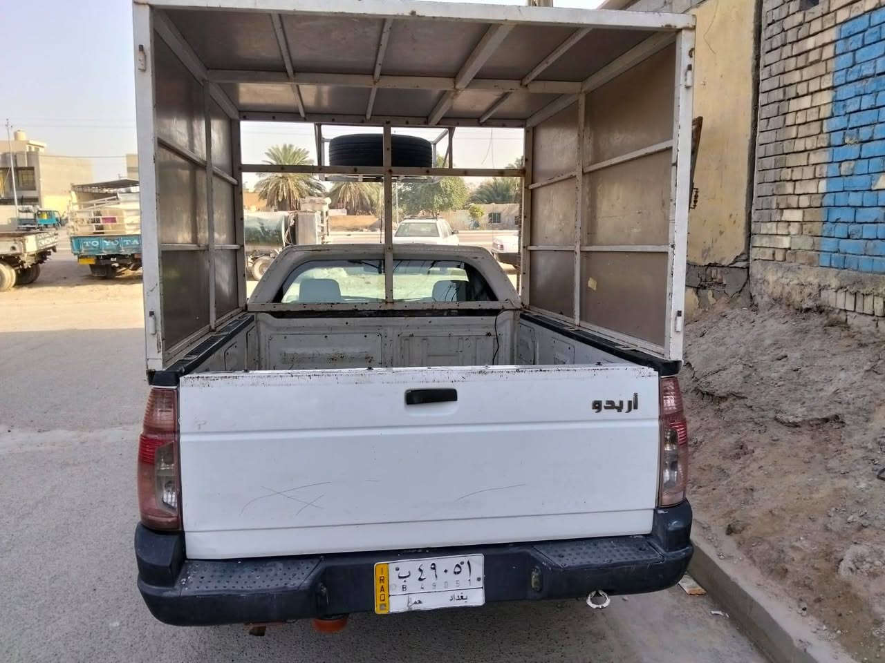 اريدو حمل موديل ٢٠١٦ رقم بغداد مكفولة شاشات ماشية ١١١ عنوان بغداد مدينة الصدر الاورفلي بيع  مستعجل تصال مكلف بالنشر***********
