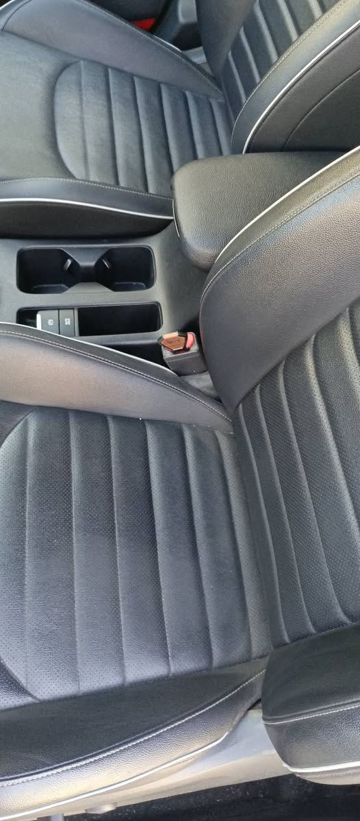 السلام عليكم
للبيع 
كيا فورتي جي تي لاين 2023
اللون اسود رقم اربيل مسطرة 
فول مواصفات واحد على واحد 
تشغيل بصمه 
تشغيل عن بعد 
هاند بريك بصمة 
قيادة ذاتية 
نقطة عمياء 
شحن لاسلكي 
شاشة كبيرة اصلي 
تحديد مسار 
سلايد 
تبريد وتدفئة بالكشنات 
تبريد خلفي 
بجم كبس 
تحديد مسار 
تحكمات ستيرن 
ثلاثة وضعيات قيادة 
كشنات جلد مختوم جي تي لاين 
ستيرن حرف D 
اوتو هولد 
رادارات 360 
سماعات هارمون كارديون 
ماشية 35 كيلو 
الضرر فقط الجاملغ الخلفي يم فتحة البنزين 
للتواصل على الارقام 
***********
***********
مكان السيارة موصل الأيسر
