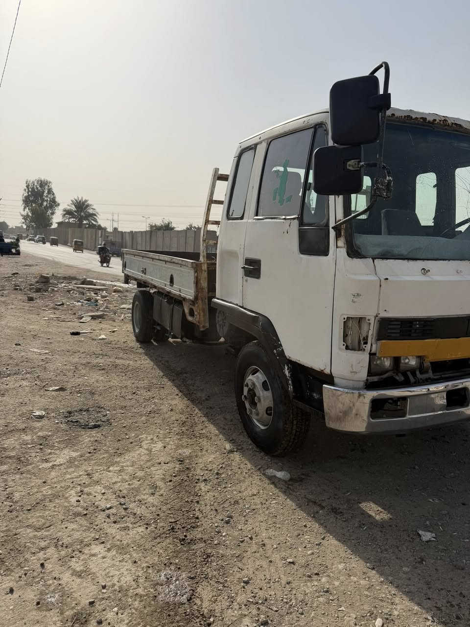 سلام عليكم مرخصه مدير الكروب ازوزه للبيع بدون ***********مكان بغداد
