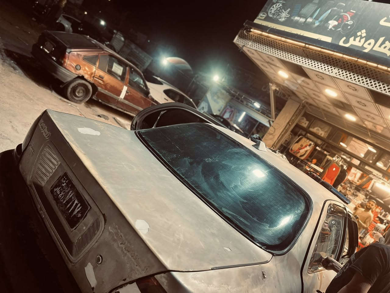 السلام عليكم اعاده النشر بسبب الوعود الكاذبه حيشاكم للبيع كيا كريتوس محرك و كير كامري كف السياره حلوه و اقتصاديه صدر جديد و ناعمه السياره و كشرها گدامكم مكانها تكريت السعر 15


**إذا كنت صاحب هذا الإعلان وتريد حذفه لأي سبب، رجاءا أرسل رسالة إلى الدعم الفني**