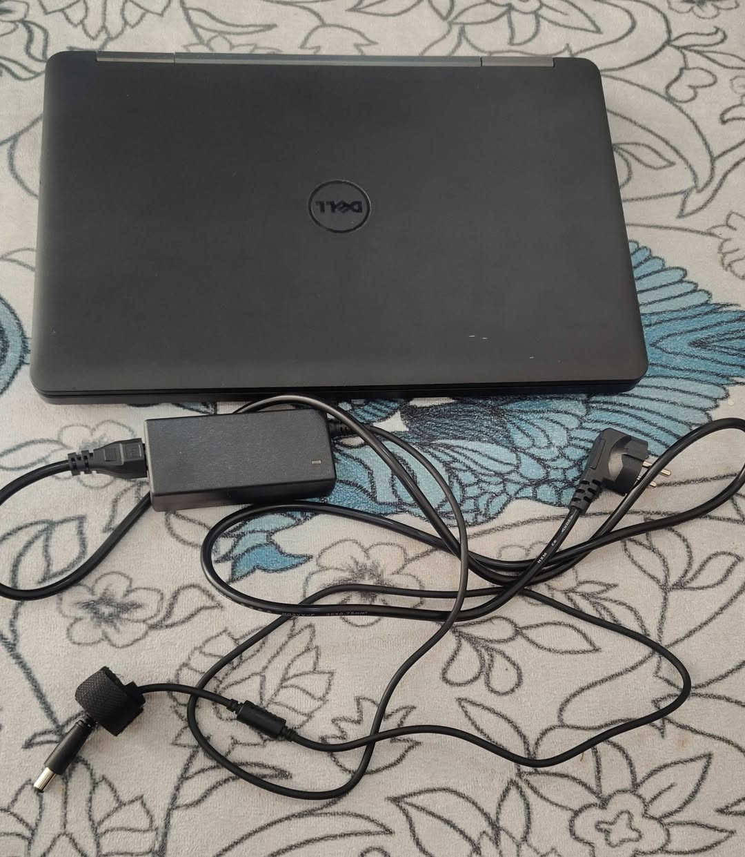 لابتوب دل للبيع  سعره 150الف 
استعمال قليل اخذته من اكسبرت ابو الحاسبات الي بلروان كلش نضيف ذاكرته 256 شاحنه وياه 
مكاني حي ميسان


**إذا كنت صاحب هذا الإعلان وتريد حذفه لأي سبب، رجاءا أرسل رسالة إلى الدعم الفني**