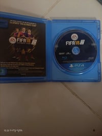 بلاي4 سلم • ٥١٢ جيجا • ذراعين