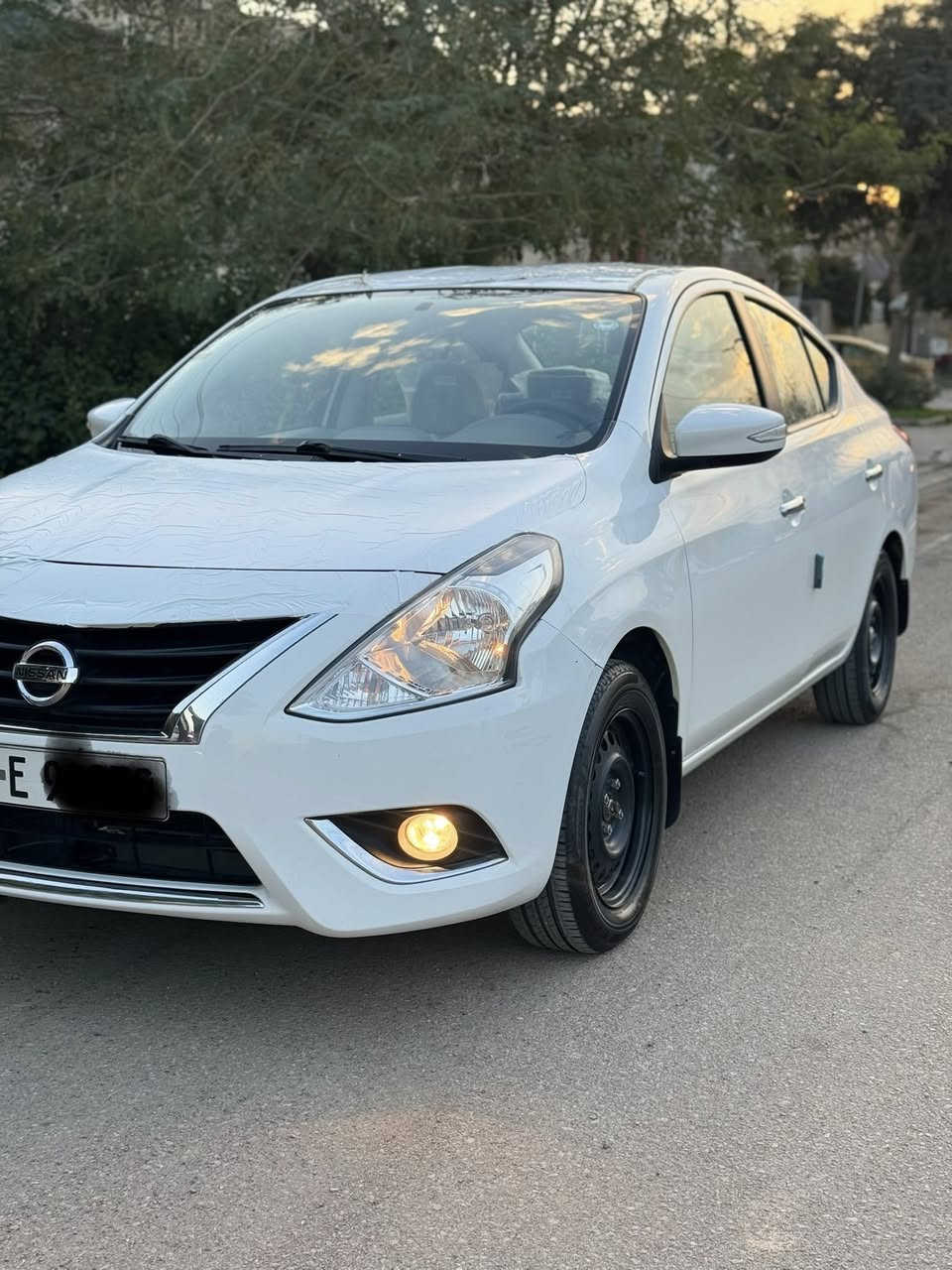 نيسان سني 2024
رقم اربيل الجديد باسمي تريد تحويل تريد وكالة
السيارة ماشية 51 km 
جاملغ امامي مبدل نفس اللون
العنوان بغداد
السعر 115 وبية مجال 
***********
