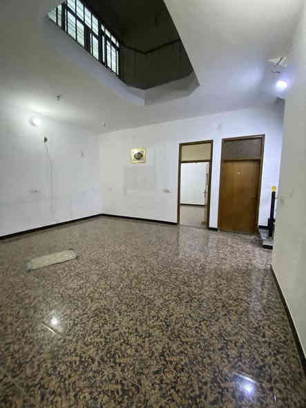 #دار_لليجار_مساحه_170متر
يحتوي على 4غرف نوم+ستقبال+صاله+مطبخ+صحيات (3)
📍العنوان بغداد الدوره مدخل البوعيثه مجمع شواطي دجله 
*********** ((***********
