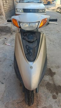 دراجه اكزز نوزل محرك ناعم سلف سعر350 بي مجال بغداد مدينة الصدر 0771678...