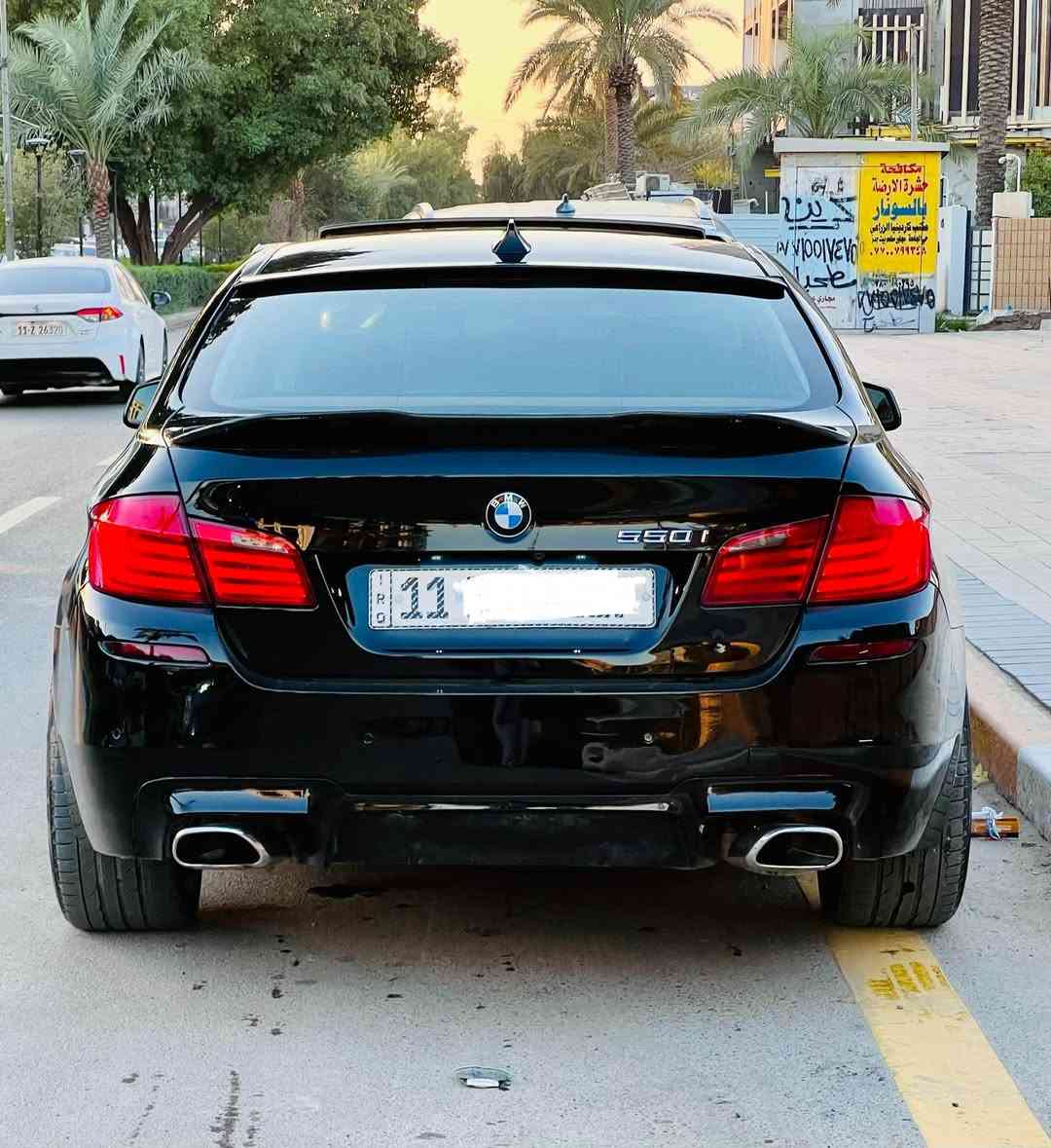 السلام عليكم 
للبيع BMW F10 550i
موديل 2011 M5كت
محرك 8 سلندر تون تيربو
تو ويل اصل 
كير ومحرك جدد مكفولات
السياره وارد امريكي بدون حادث كلين تايتل وتقريرها موجود فول 1/1 مواصفات 
ماشيه 138 الف ميل
رقم بغداد باسمي
للبيع رايده ب175 وبيه مجال بسيط للشراي 
مكانه بغداد اليرموك 4شوارع 
*********** متواجد وتساب بغداد, العراق
