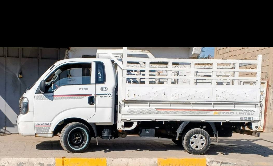 تفاصيل داخل الصوره
