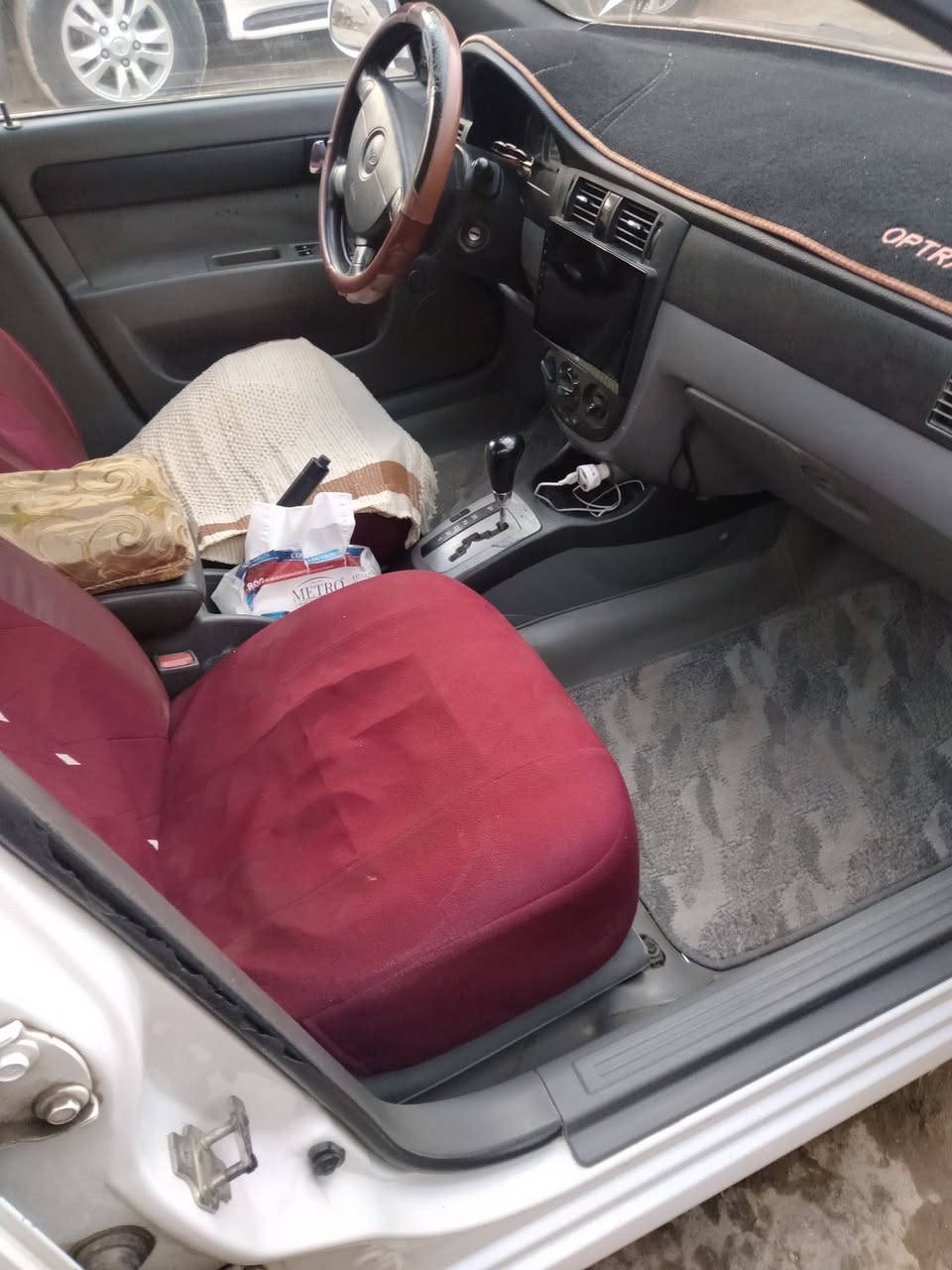 سلام عليكم عندنه سياره اوبترا لبيع موديل 2012 دوشمه جديده تخم تاريات جديد كامره و  شاشه سياره بيه صبغ جملغ خلفي و امامي محرك كير مكفولات سعر سيارة 67 بيه مجال شراي رقم ابو سياره *********** تصل عل رقم 
نضيفه كلش سياره
