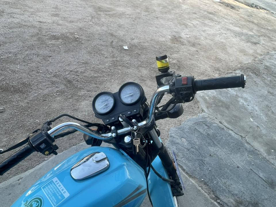 دراجه دايون موديل 22 نضيفة الدراجه كلك مكفوله من السرقه ومكينتها جديدة وناعمه كهربائيات كلشي شغال سلف ترايك وين ميعجبك أي استفسار اتصل ***********
