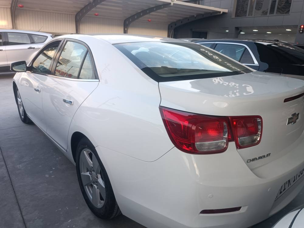 مالیبۆ ٢٠١٣ سپی بەفری سەنەوی و رەقەم وتایەی تازەیە ناو زەردو چوار بستۆن مەرغوب مەکینەو گێڕی نەکراوەتەوە و بێ بۆیاخە *********** السليمانية, العراق
