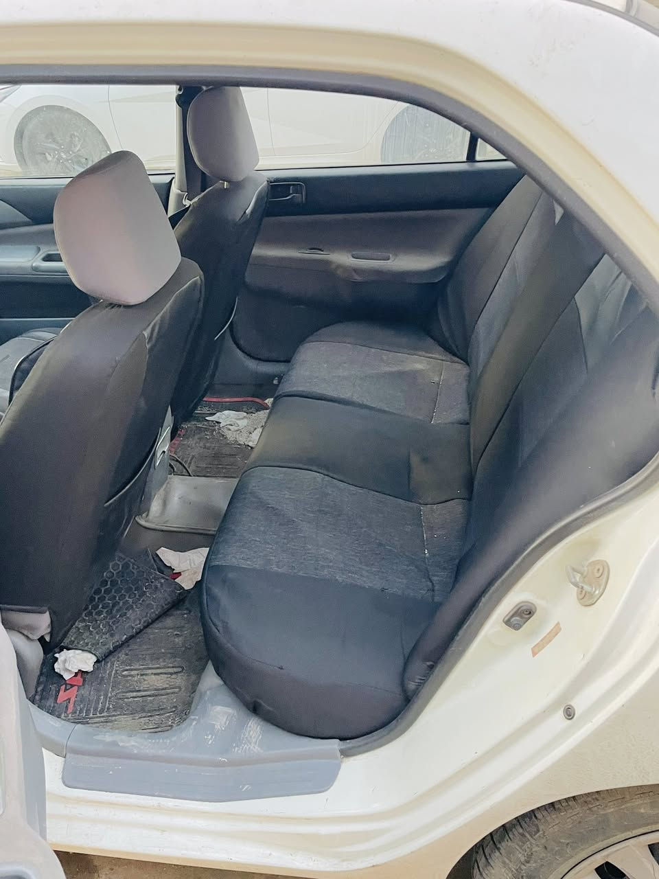 السلام عليكم لانسر  موديل 2011 كير اوتماتيك سيارة حلوه مال جناي كير مكينه خير من الله صدر حلوو كهربائيات جاهزه رقم بغداد دولي جديد بأسمي 
سيارة بيها 3 قطع صبغ 
ابيع هذا لموجود تعال گلب وقتنع وأخذ 
السعر 73 $
مكان السياره بغداد البلديات 
رقم الهاتف ***********
ملاحضة ممتواجد على النت نهائياً
