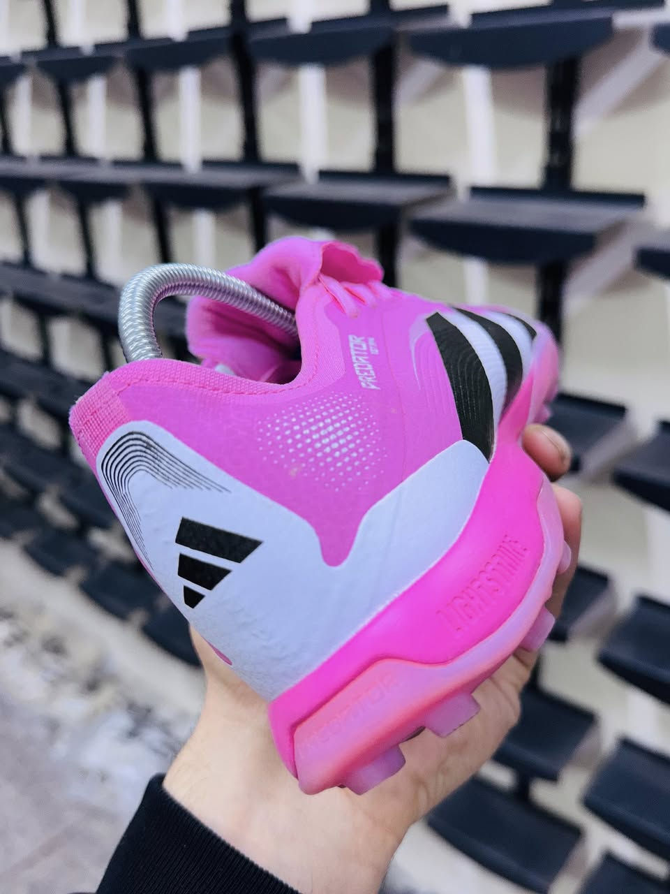 اديداس براديتور 🔥

باله اصلي فول نضافه مستخدم قليل 

قياس 42 

توصيل متوفر جميع محافضات العراق 

***********
