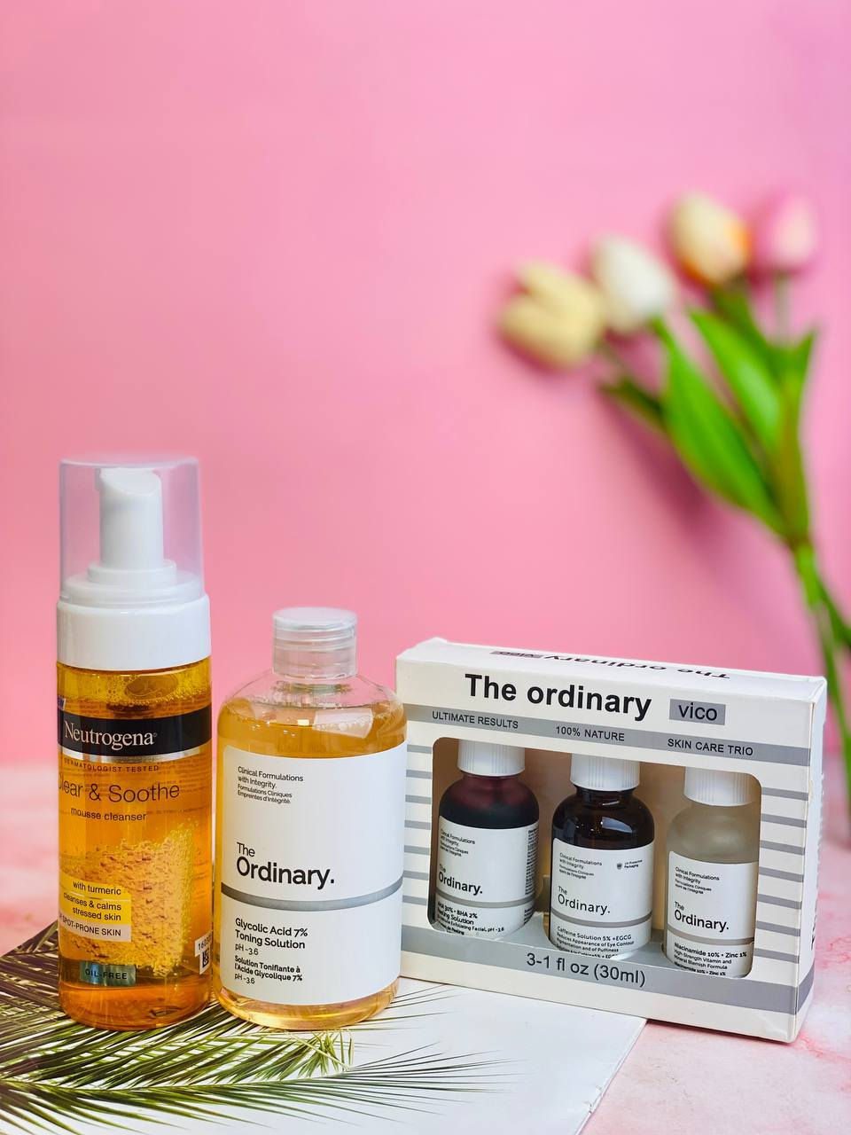 🎀 عرض خاص 🎀 
من شركة The Ordinary لتقشير وترميم وتفتيح البشرة وايظا يعتبر علاج فعال لحب الشباب والبثور ويمنع تكوينه يتكون 👈 غسول + تونر + بكج سيرومات ثلاثي 

🌸تونر اوردينارى الكندي الاصلي💯‌🇨🇦⁩
بحمض الجليكوليك يعمل على تقشير البشرة تقشير خفيف و ايضآ لا يسبب جفاف البشرة او تنشيفها 
يقلل من إفراز البشرة الدهنية
■يقلل الخطوط الرفيعة و الخطوط التعبيرية في البشرة و بيعمل على توحيد لون البشرةو علاج البقع البنية و التصبغات

🌸غسول فوم بالكركم 🧡
من أحدث ابتكارات نيتروجينا للعناية بالبشرة المعرضة لحب الشباب
🟡تركيبته المطورة بالكركم المعروفه بغناه بمضادات الأكسدة وخصائصه المهدئةوتنظيف وتفتيح البشرة....
🟡يعمل على إزالة الشوائب والزيوت والمكياج

🌸بكج السيرومات المكون من ثلاث سيرومات
🌸 سيروم مقشر الاحماض لتخلص من حب الشباب ومقاومة التجاعيد 🔥 
🌸سيروم الكافيين للانتفاخات حول العين والهالات السودة 🔥 
🌸سيروم  النيساميند لترطيب وشد البشرة واعادة نظارتها 🔥
منتجات العرض اصلية


**إذا كنت صاحب هذا الإعلان وتريد حذفه لأي سبب، رجاءا أرسل رسالة إلى الدعم الفني**