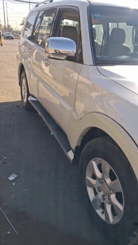 للبيع بايجيرو 2010 حبتور  رقم الهاتف 07704583241