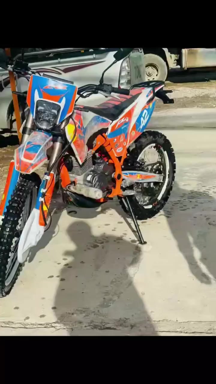 السلام عليكم
متاح قفازCRX2025
محرك350 قبل شهر من مطبك
شرط كلشي شركة بعد النايلون بي مال الشركة
ادفع سعر بالخاص عجبني ابيعك


**إذا كنت صاحب هذا الإعلان وتريد حذفه لأي سبب، رجاءا أرسل رسالة إلى الدعم الفني**