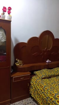 للبيع • غرفة نوم • ديكور