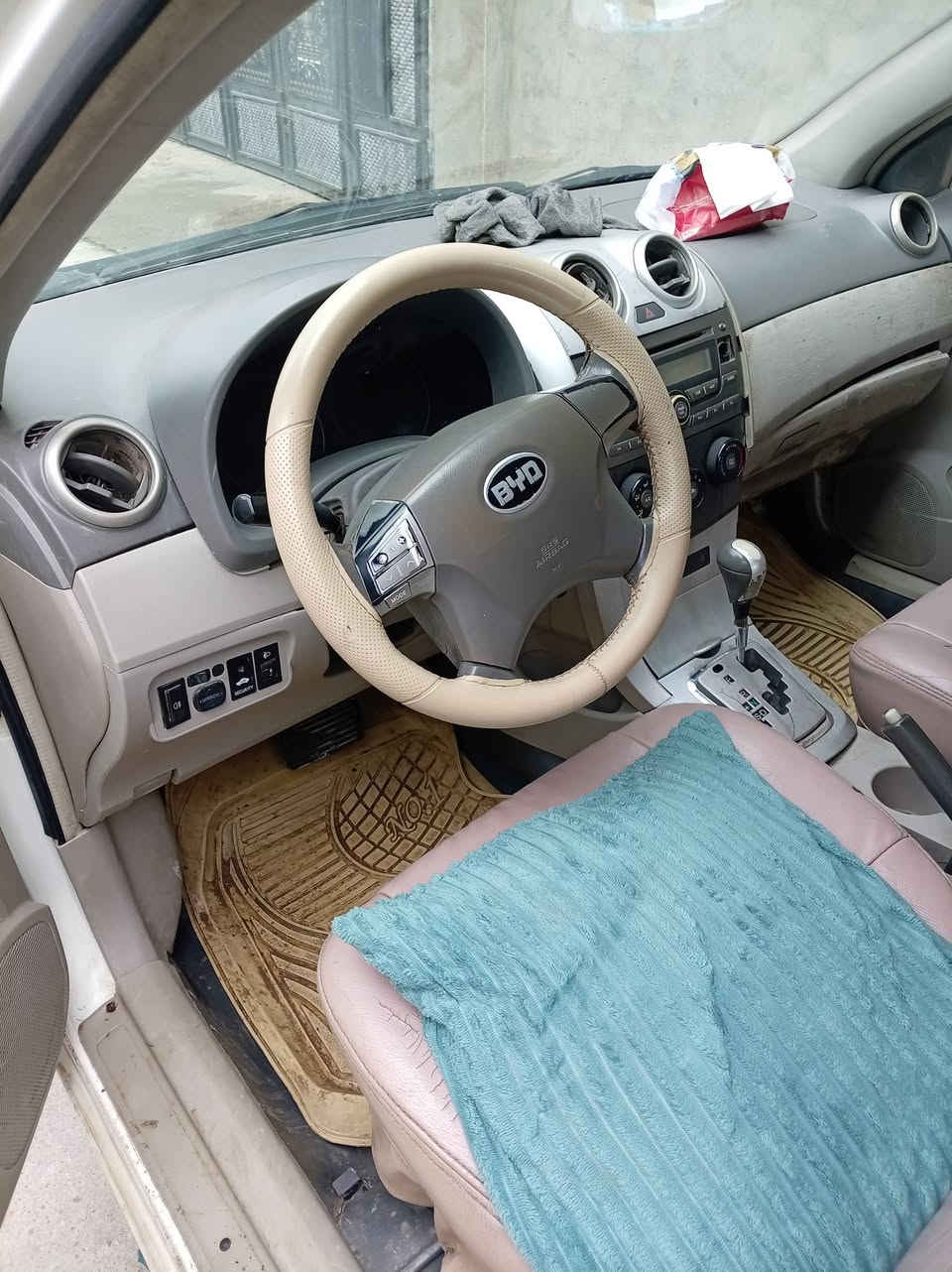 بسیم اللە سلام علیکم  بیوایدی مۆدیل 2013 کامل مواسەفات  تازە گێڕو مەکینەی گۆڕاوە بۆ سەنی   مەکینەکەی لۆک لۆکە ماشاءاللە ی لێبێت ئاڕمی پلاستیکی سلێمانی  زۆر مەزبووتە  تکایا ئەگەر موشتەری نیت نامەمەنێرە  سعری  38 گەڵا  ئاڵوگۆڕیش ئەکەم  بەشتێک لەسەر دڵ گردن   ژمارەی موبایل  ***********
