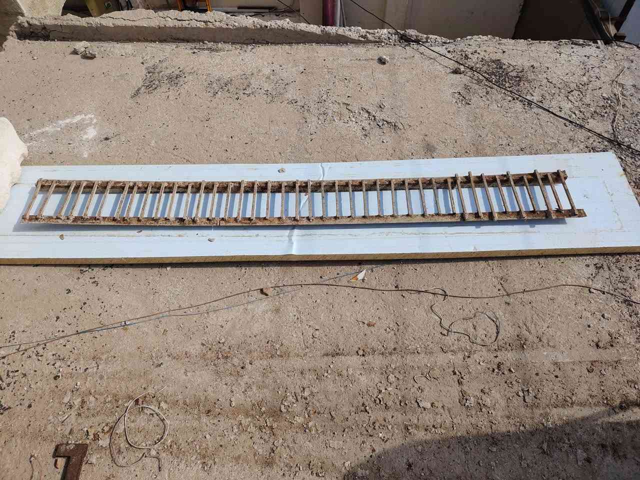 يا الله دواسة مال ساكية مال باب
طول مترين و30  حديد قوي سعر 20 الف 
لتواصل واتساب او اتصال ***********
