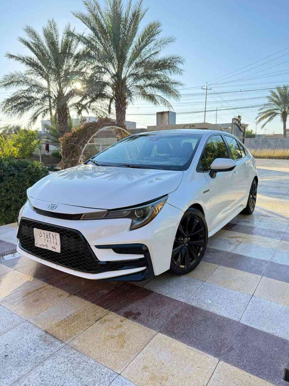 كورلا هايبرد موديل 2021 وارد امريكي بطاريه ليثيوم اصلي بحاله الوكاله فول جديده سياره حادثه فقط دعاميه اماميه مبدله سعره ١٤٠  ***********
