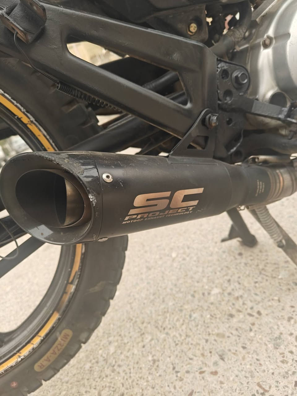 السلام عليكم ورحمة الله وبركاته
دراجه ياماها 200cc عوزها ترتيبات بسيطه بيع او مراوس بايراني 
للاستفسار خاص او واتساب او اتصال 
***********
