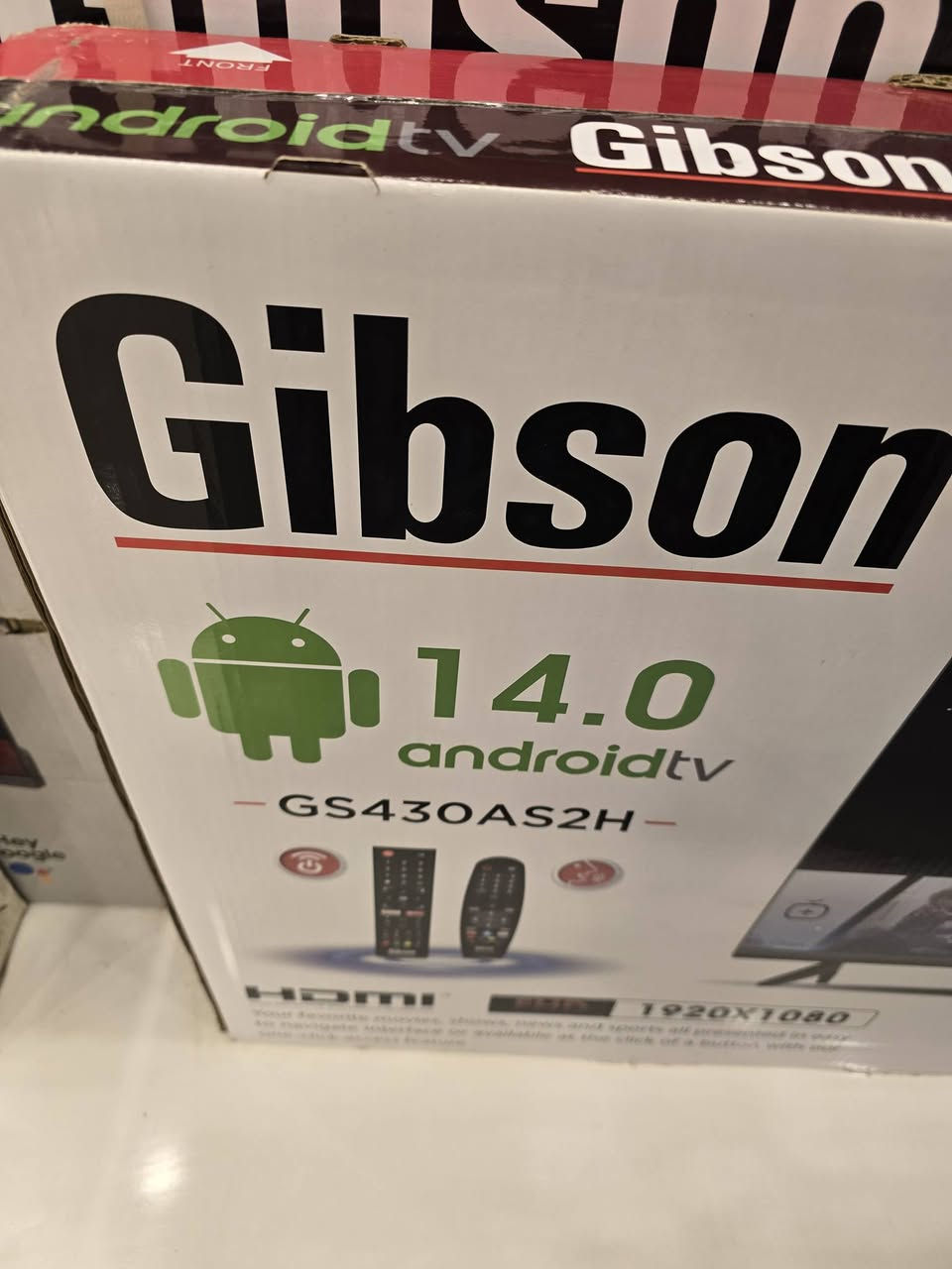 سلام عليكم شاشه نوع  Gibson
حجم 43 فول HD مستعمله 3 ايام كامل غراضها 
مواصفاتها  3 سماعات ريمونت التحكم عن بعد وتحكم بالاوامر الصوتيه  برامج مجانيه   الي مهتم يخابرني  *********** غير متواجد فيس
