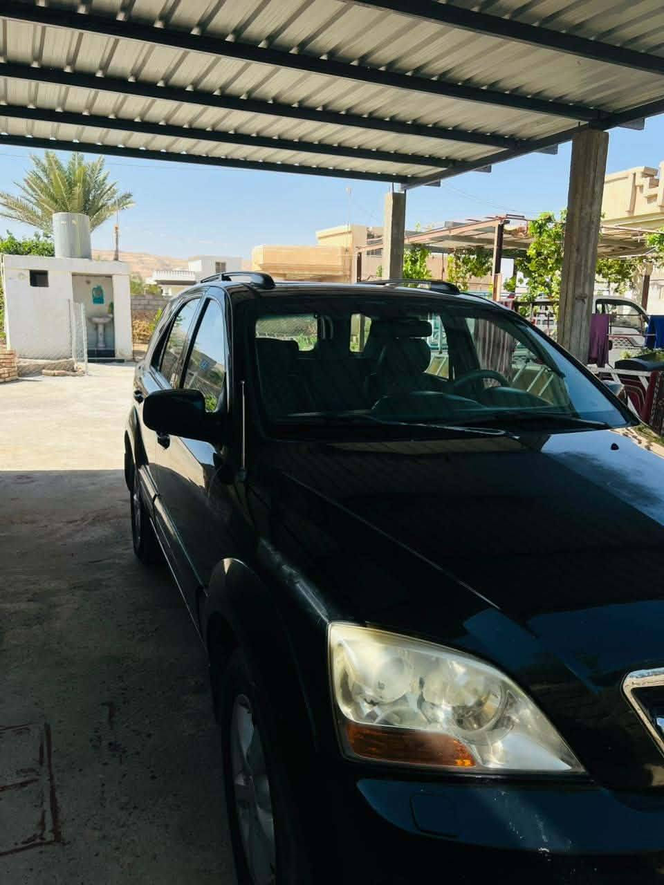 السلام عليكم 
للبيع 
كيا سورنتو موديل 2009 رقم اربيل دولي باسم البايع شرط التحويل والوكاله 
گير ومحرك شرط صدر جديد وتايرات جديده 
بدون صبغ بيها بارد اربع اصابع الچاملق الامامي جهه السايق 
تدفئه وتبريد شرط
السياره جاهزه ونظيفه 
السعر 125 نقدي وبيها مجال 
وترهم مراوس حسب القناعه 
عنوان السياره صلاح الدين الشرقاط قريه النمل 
للاستفسار الاتصال على الرقم التالي 
***********
