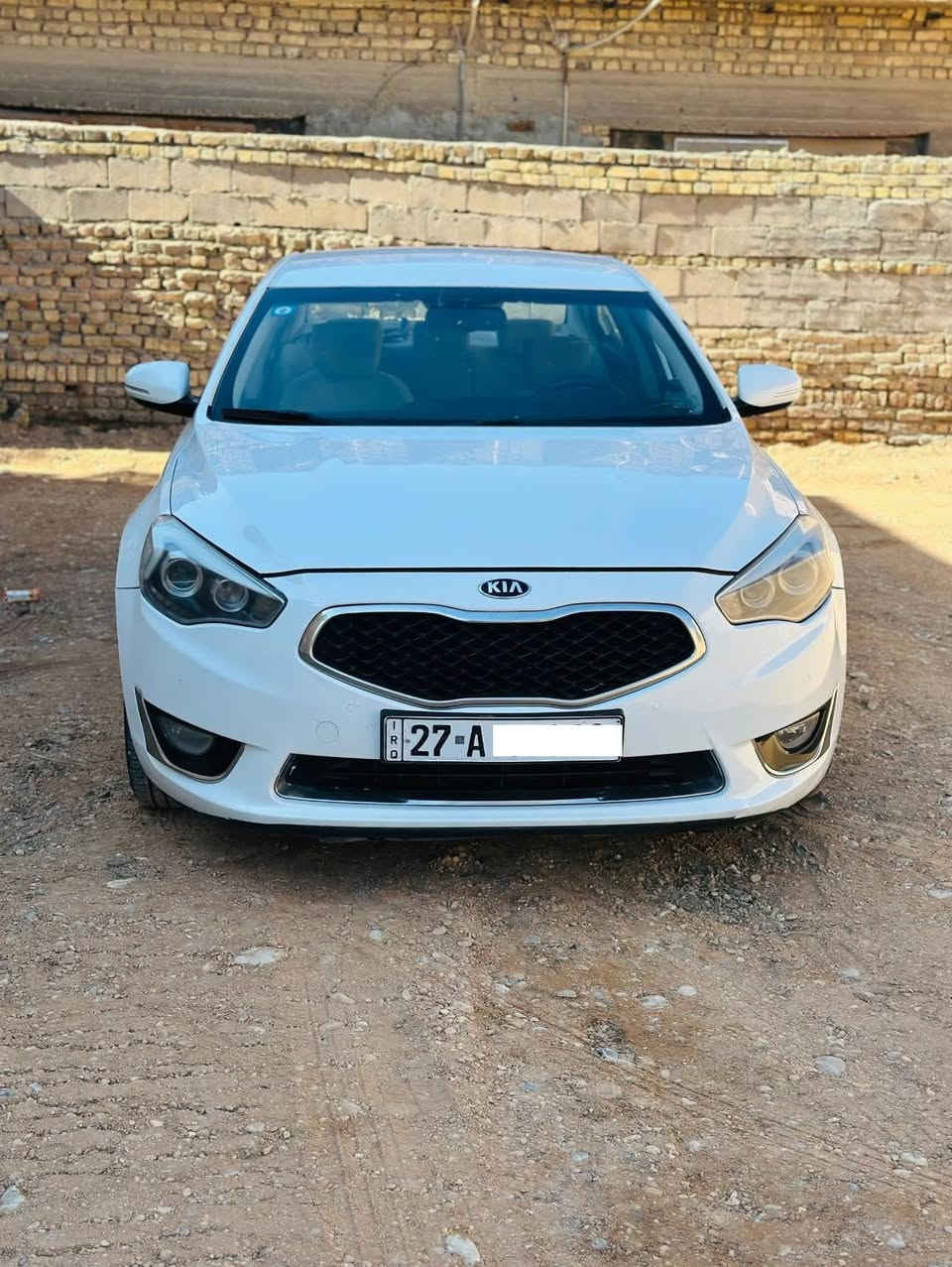 السلام عليكم.
كيا كادنزا موديل 2015 خليجي 
بصمة بيبان _ اشاير ترحيب _  اشاير مري _ مري شفط  وحساسات خلفي  _ تبريد قطعتين _ بردة خلفية _ ستيرن _ شفتات ستيرن للكير SPORT_ مثبت سرعة كروز _ تحكم ملكي الكشنات الورة مع حامل اكواب _ تحكم ستيرن كهرباء _  كراسي الامامية كهرباء  _ ويل كب 19 ملكي _ محرك V6 3.5 المرغوب السيارة جاهزة تخم تايرات باتري جديد حدادية جديد كاملة 
السيارة رقم ذي قار  الجديد مشروع وطني وداخلة هزة بسمي مداور ثاني يوم مكاني ذي قار السعر 138 وبيهه مجال 
الاستفسار ***********
