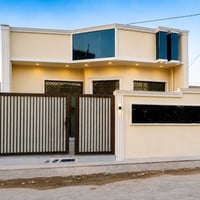 بيت للبيع بمنطقه الدوره طابق واحد مجمعات البعيثه ماء تبليط كهرباء ومدا...