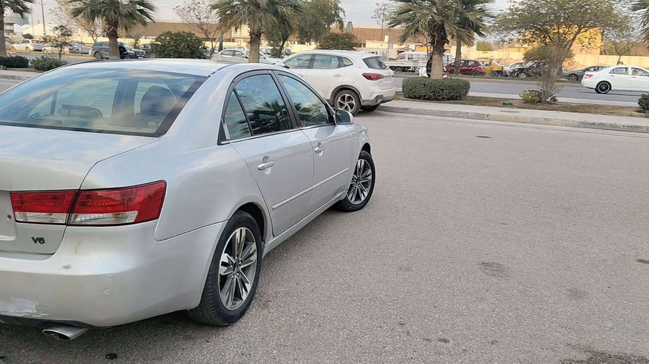 سوناتا 2006 محرك 3.3/v6 فول مواصفات تحكم ستيرن كامل دتفأه تبريد بل كشنات كشن كهرباء جلد فتح سقف فول السياره محرك. كير مكفولات تبريد شغال  شعندك مراوس نزل 
رقم كربلاء مكان السياره كربلاء


**إذا كنت صاحب هذا الإعلان وتريد حذفه لأي سبب، رجاءا أرسل رسالة إلى الدعم الفني**