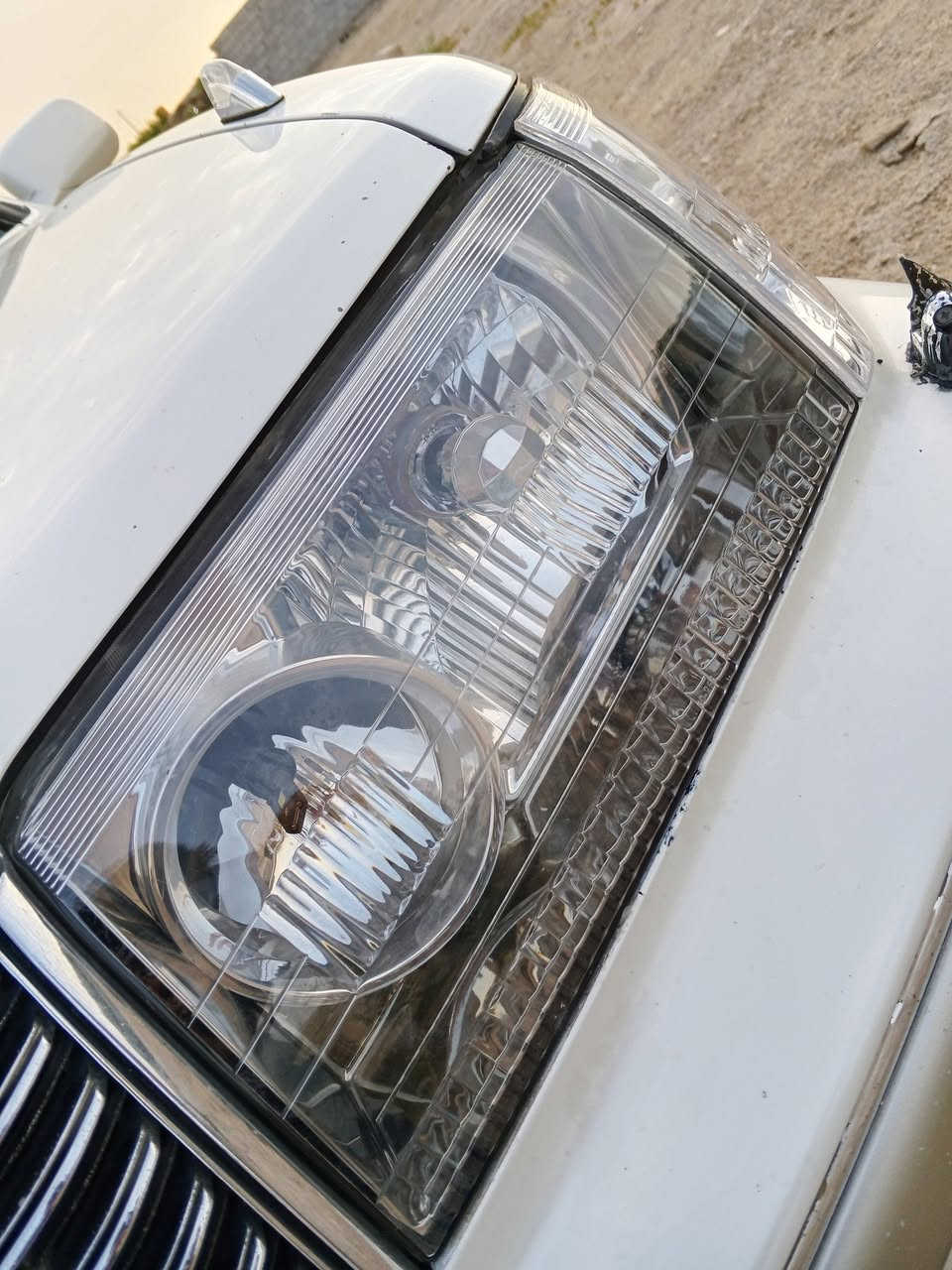 سلام عليكم سياره راس ثور للبيع موديل 2000 سياره جديده محرك كير بلكارتون حداده حلوه تخم تاير رقم نكليزي بسمنه سياره حلوه كلش مكفوله كص ونقل وضربه جاهزه سياره عنواني بصره زبير سعر  110 ورقه
***********
