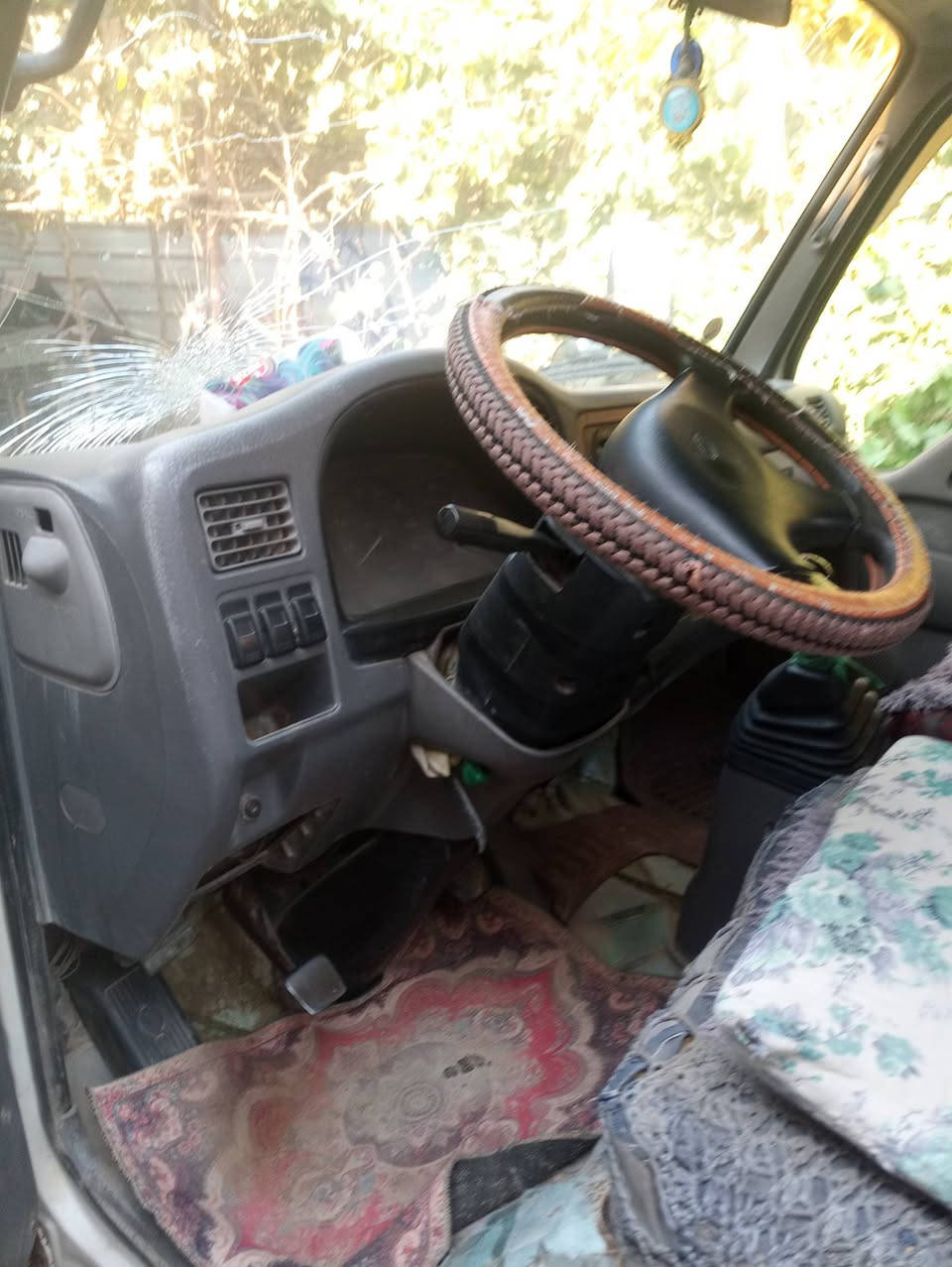 سياره فونتيرا موديل 2000باسمي تحويل مباشر اصوليه بلاديه بيه ملاحظات بسيطه بيع مستعجل  سعرها60وبيها مجال عنوان كربلاء طويريج اتصال***********
