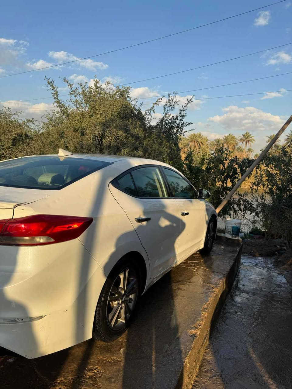 النترا 2018 وارد امريكي 
مكينه 2000 دوش
كير at
سياره بيه حالوب كله ليبل فقط حالوب وقبل كم يوم سويت حادث من الخلف قبق جنطه مصلح وكامل
السعر 107 وبيه مجال
***********
اتصل وبيك خير وتدلل ديوانية, القادسية
