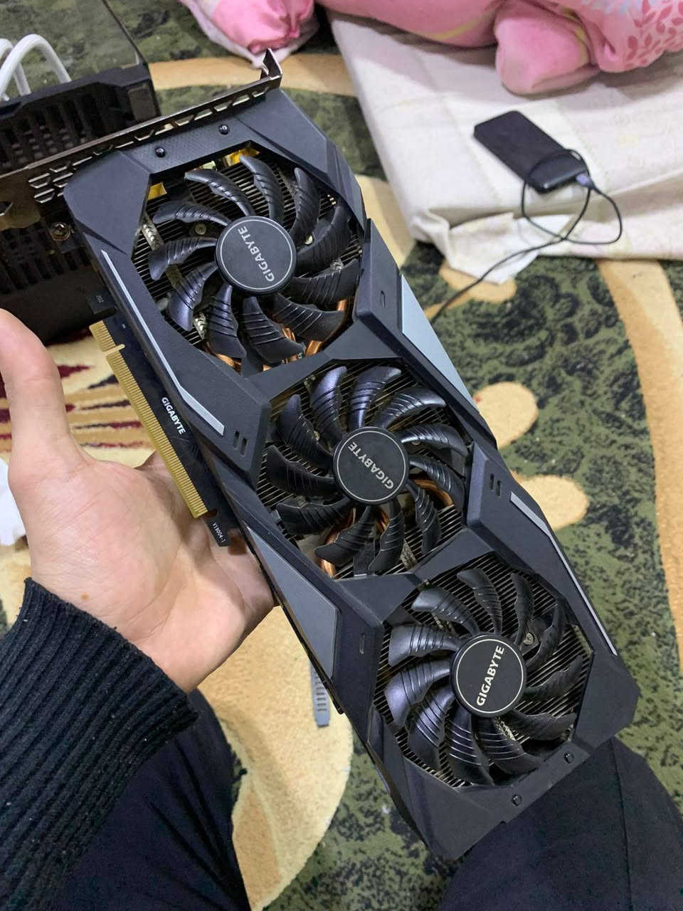 كارت شاشه 1660super 6GB
شباب الكرت شغال اتصفح بيه والعاب خفيفه كلش طبيعي 
بس من ادخل على العاب قويه مثل دلتا فورس او العاب أقوى او نفسه او ادخل على الضغط فورمارك او برامج قويه الكرت يفصل صوره ما اعرف ليش 
عل عموم (ابيع على وضعه )
((((( انطوني بي سعر )))))


**إذا كنت صاحب هذا الإعلان وتريد حذفه لأي سبب، رجاءا أرسل رسالة إلى الدعم الفني**