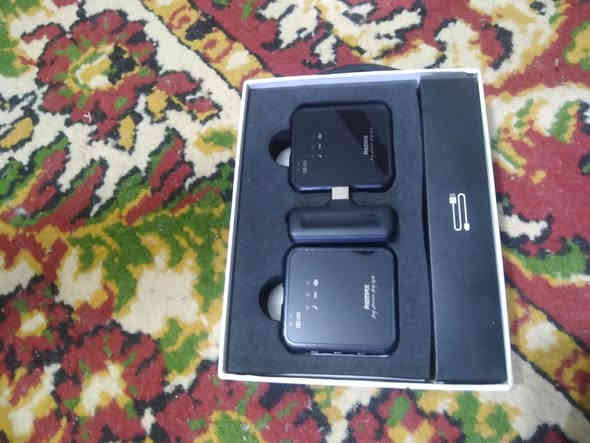 مايك شركة ريماكس 
اتصال مباشر بدون بلوتوث عن طريق منفذ الشحن (تايب سي)
كامل ملحقات 
كارتونه الضمان 
الكيبل
التحويله من الموبايل للمايك
المايكات عدد 2
مدى الوصول لحد 20 متر عن الجهاز يلقط الصوت
يدعم تصوير المقاطع بكافه البرامج 
سعره معروف وغالي بالوكاله اني طلعلي بالبضاعه العشوائيه وعارضه ب25 قفل🔒 لا تعاملني ولا اعاملك 
للتواصل خاص او واتساب الرقم
مكاني الرمادي التأميم ***********
