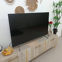 شاشة TCL • نظيفة • استخدام قليل